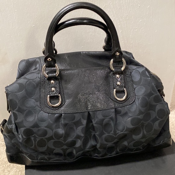 Coach large Madison bag euc f15669 - Picture 3 of 9